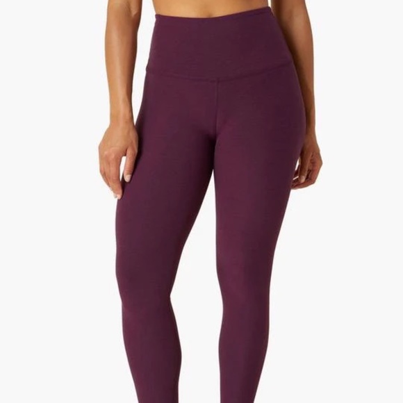 Free People Good Karma HR 7/8 Legging in Eggplant sz XS/S NWOT - Picture 2 of 13